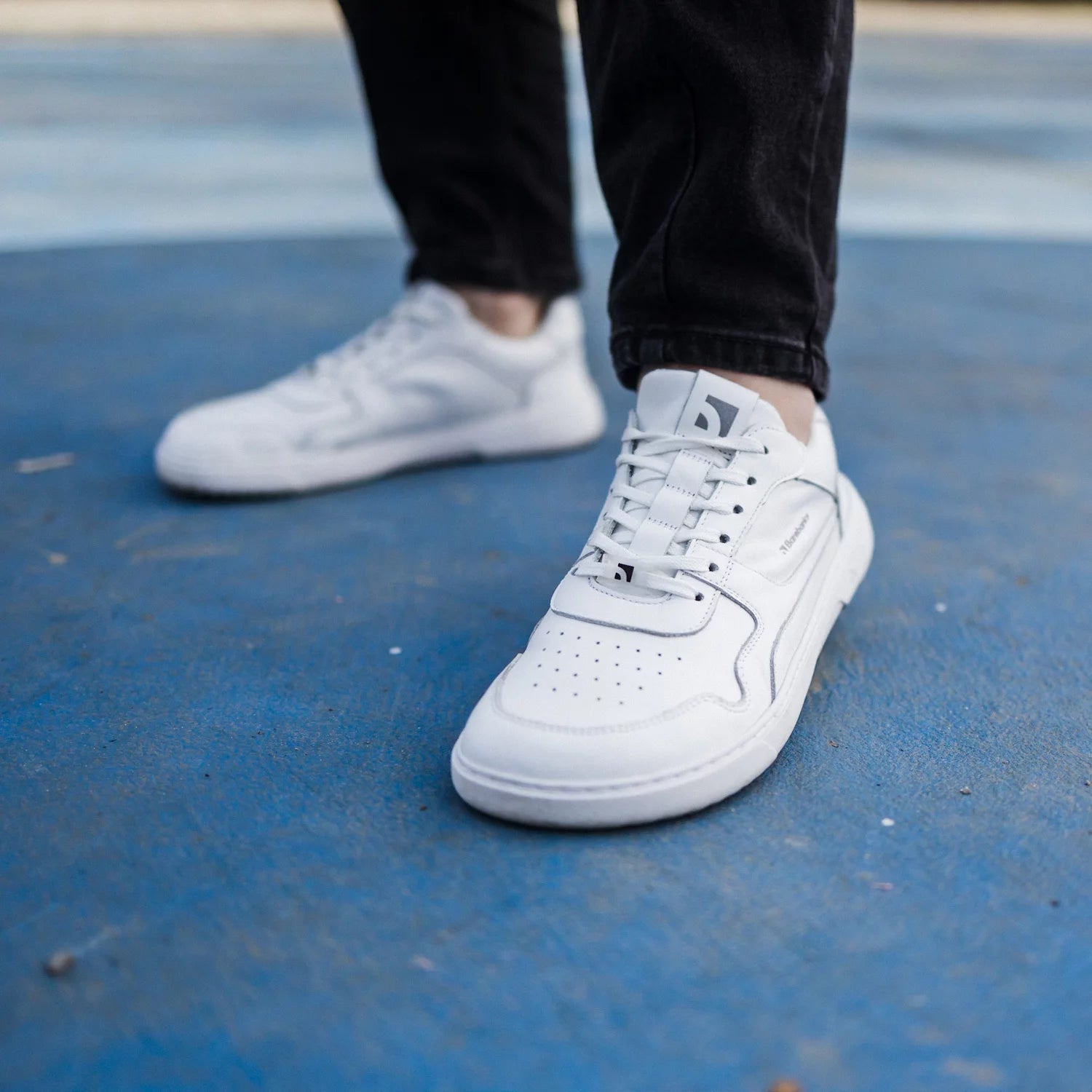 All white sneakers leather online