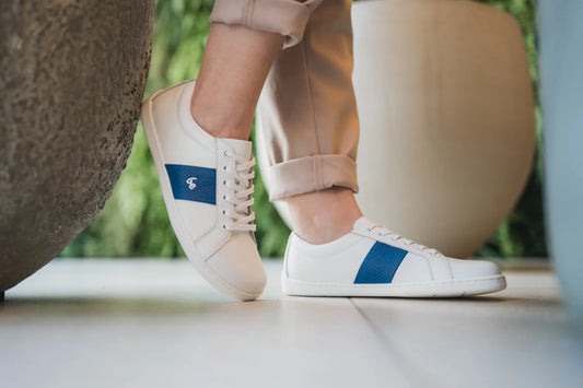 Chaussures Pieds Nus Baskets Elite - Blanc &amp; Bleu Foncé