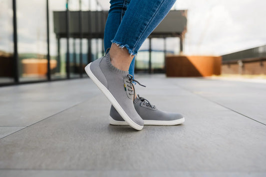 Baskets pieds nus Stride - Gris et Blanc